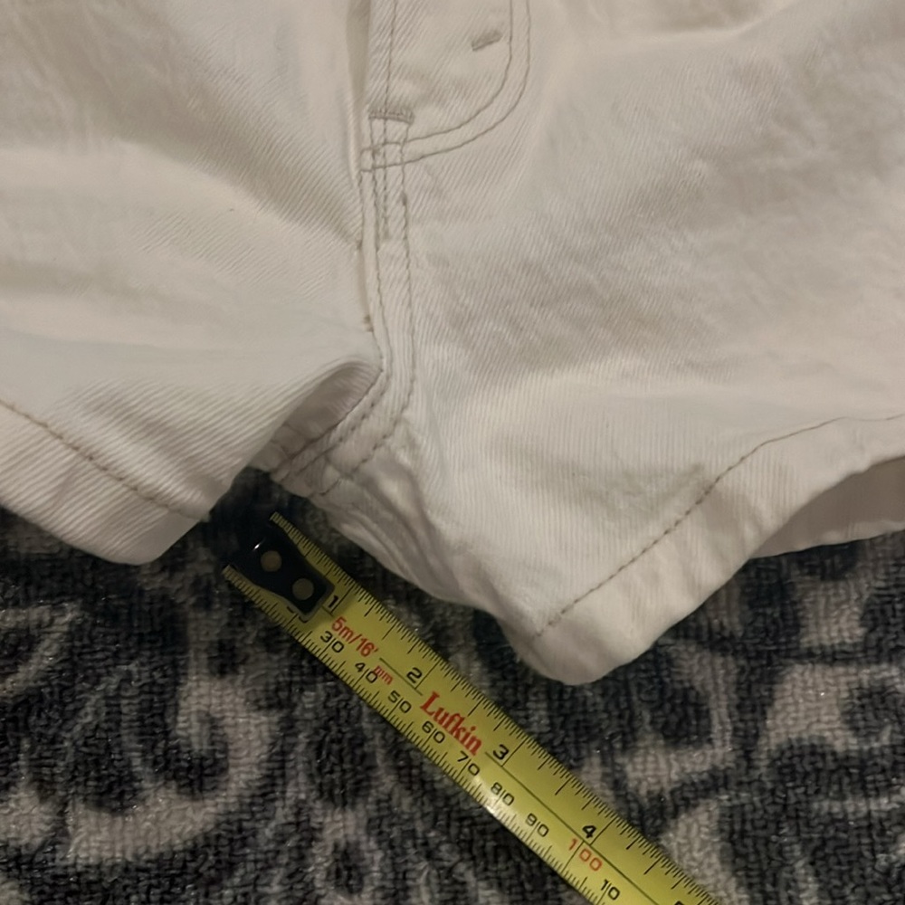 Abercrombie & Fitch White High-Waisted Women's Shorts - Picture 7 of 8
